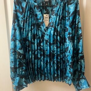 INC  Women's Vibrant Turquoise and Black Long Sleeved Blouse. Large, New!